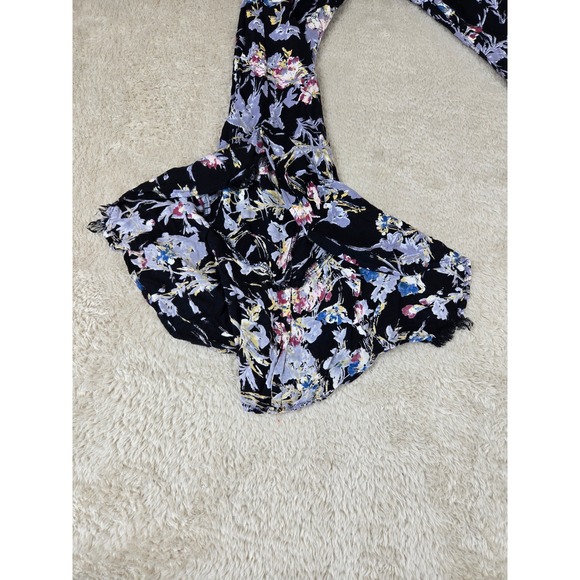 Angie Womens Floral Ruffle Bell Bottom Flare Pants Black Purple Size M - Picture 9 of 13